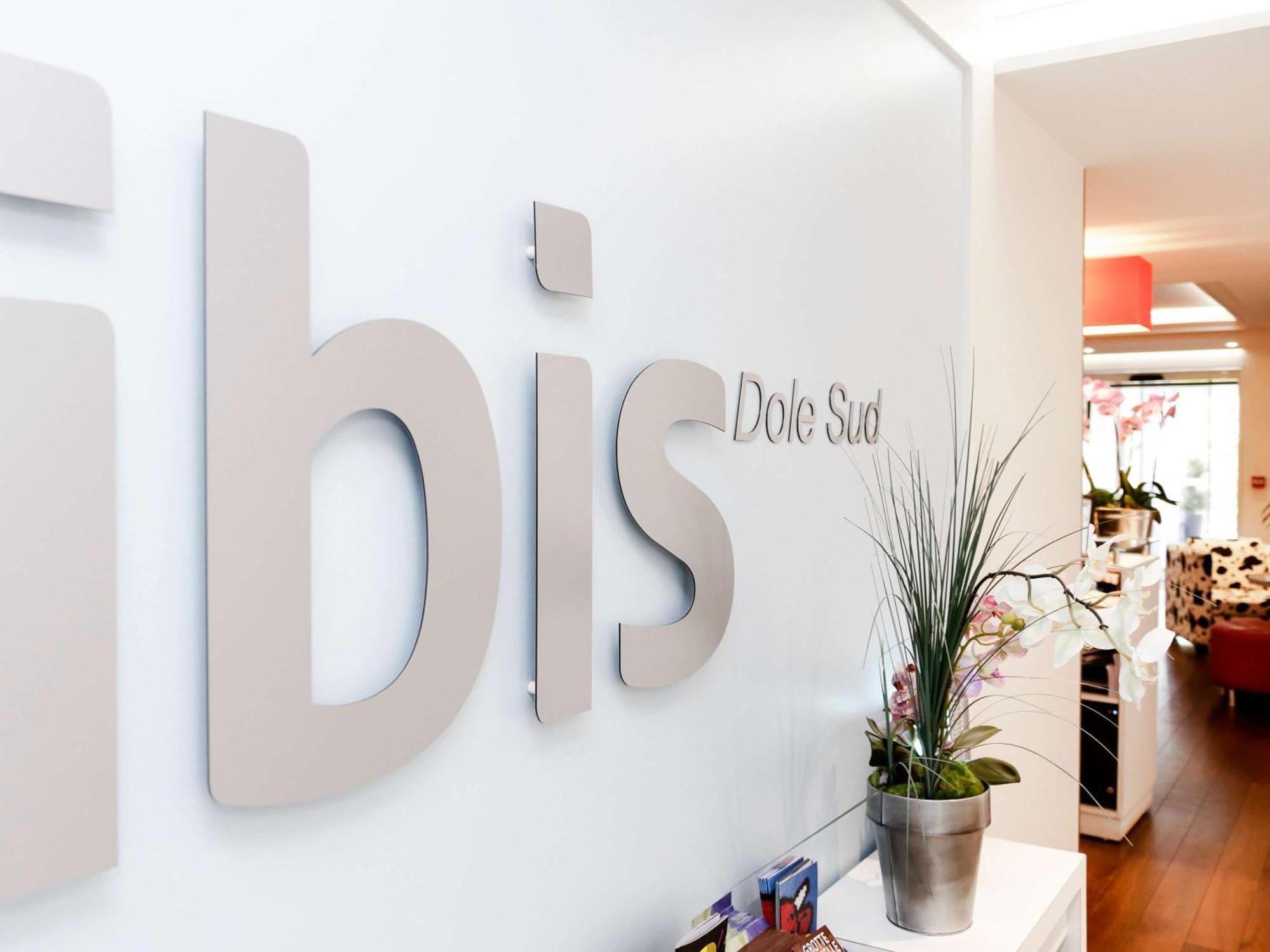 Ibis Dole Sud Choisey Hotel Bagian luar foto